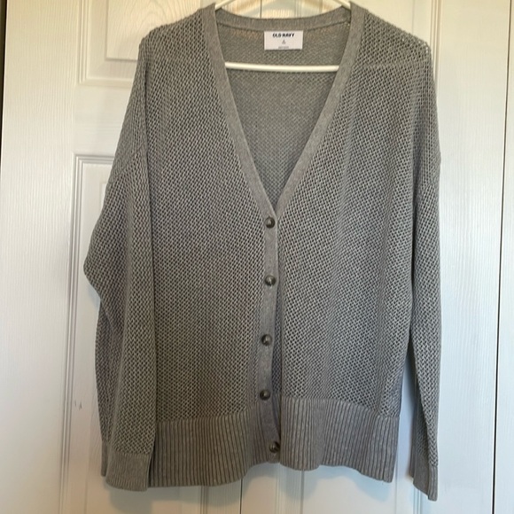 Women’s Old Navy Gray cardigan XL tall. Deep V neck. 5 buttons open knit - Picture 3 of 10